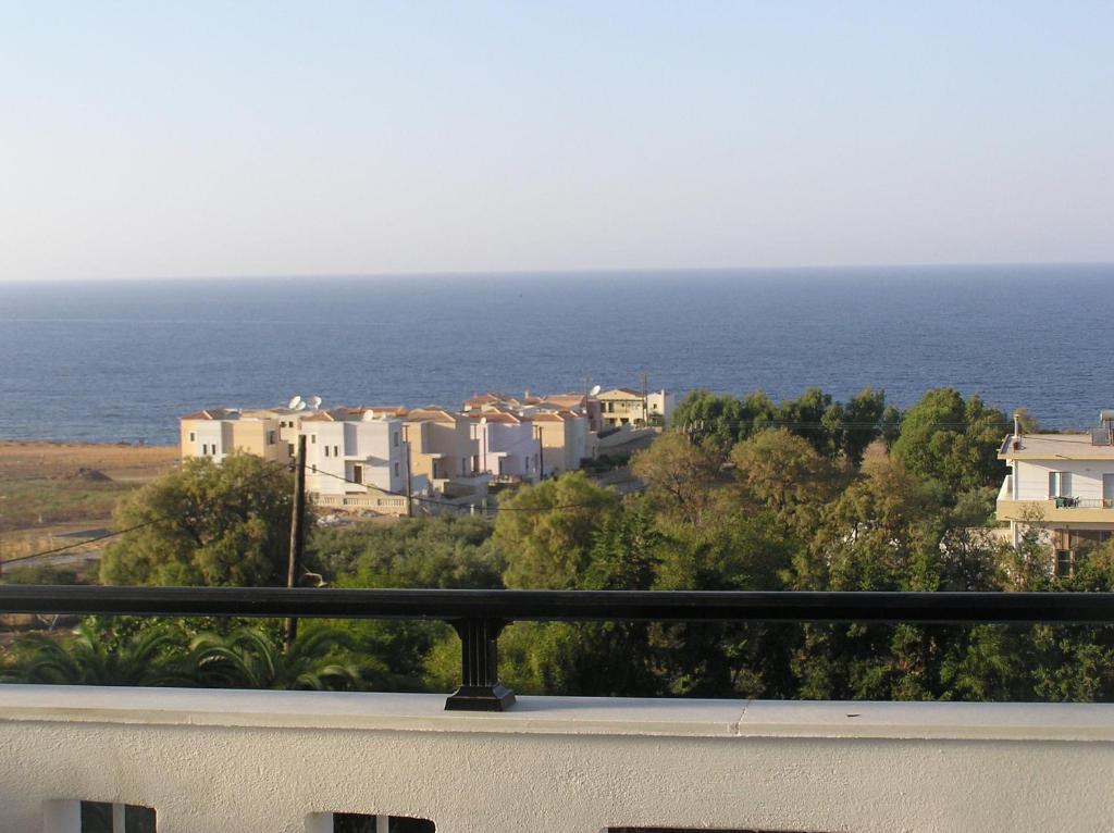 Апарт отель Knossos Panormos  Экстерьер фото